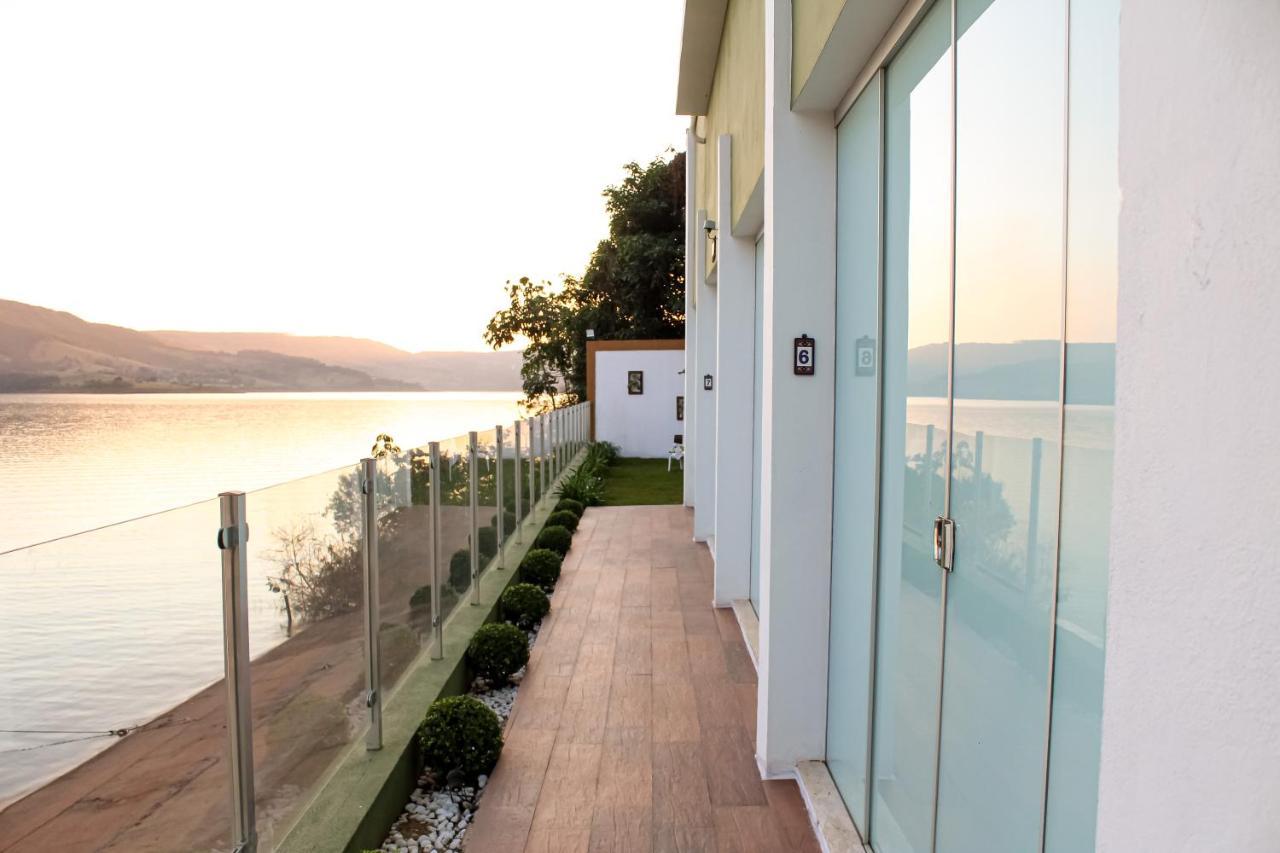Hotel Boutique Coracao Aberto กาปีตอลิโอ ภายนอก รูปภาพ