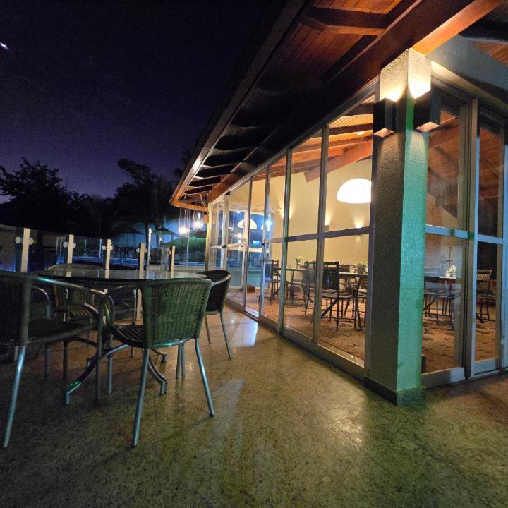 Hotel Boutique Coracao Aberto กาปีตอลิโอ ภายนอก รูปภาพ